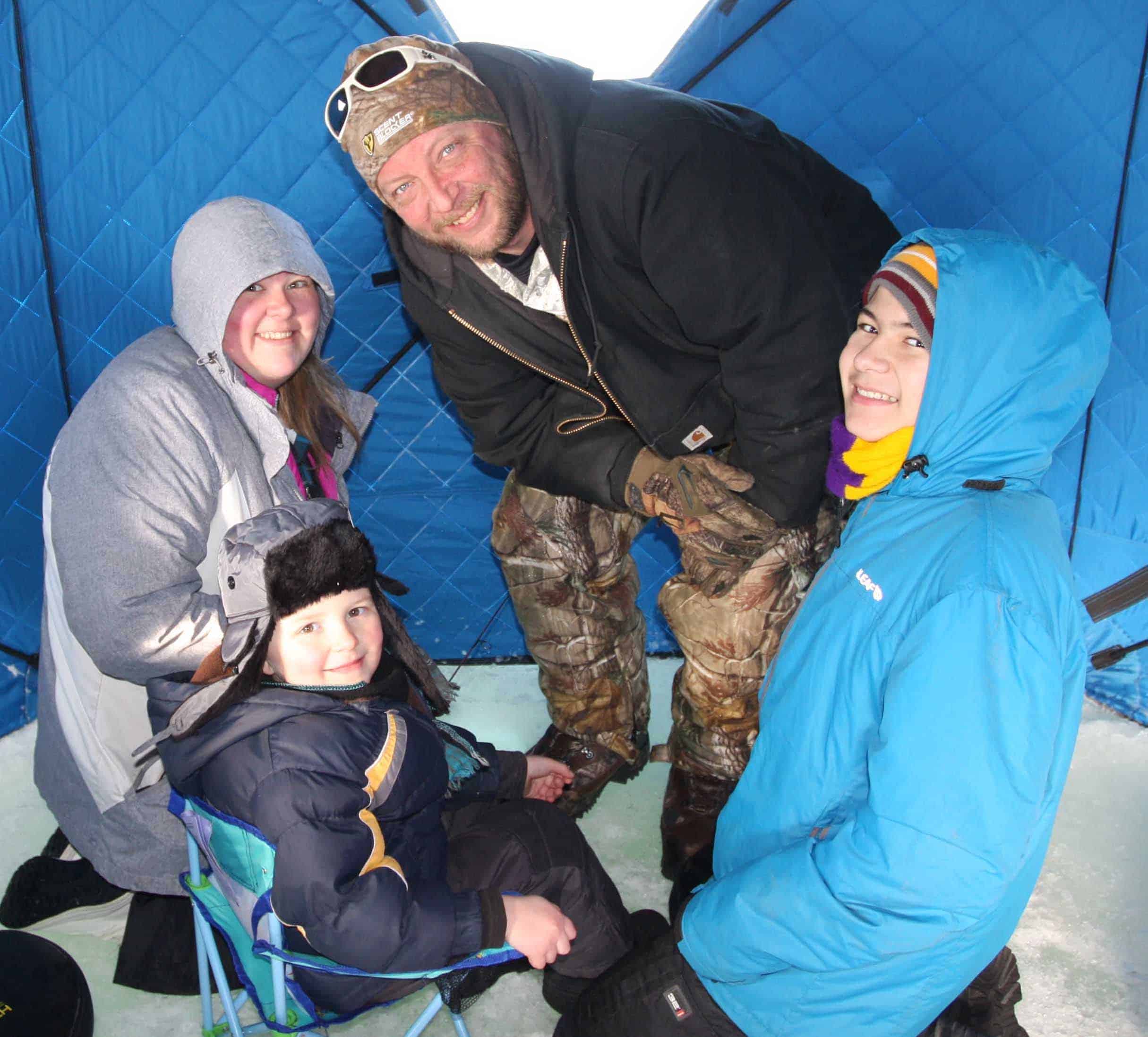 Union Volunteers Take Minnesota Kids Ice Fishing - Union Sportsmen's  Alliance