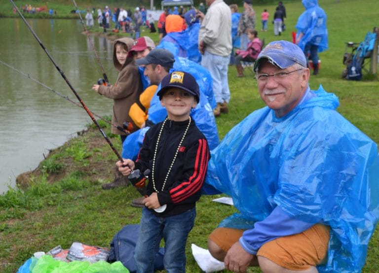 Union Ironworkers, Former NFL Players Help Get Local Youths Hooked on  Fishing - Union Sportsmen's Alliance