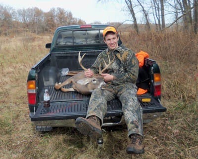 brian_and_his_deer400x320_400