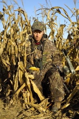 corn_field_hunter_400