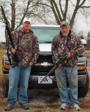 Howard (L) and Donald (R) Thomas are both avid hunters and proud UA Local 502 members.