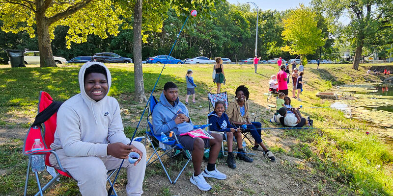 Family at Dayton Take Kids Fishing Day